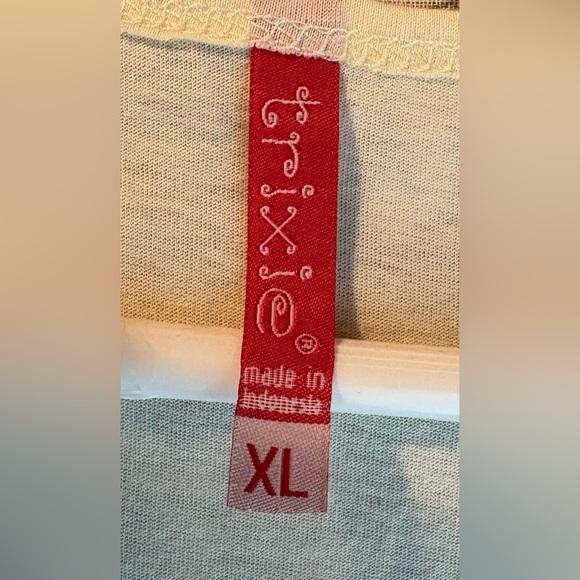 Trixie Floral Print Women's Tee - Picture 7 of 7